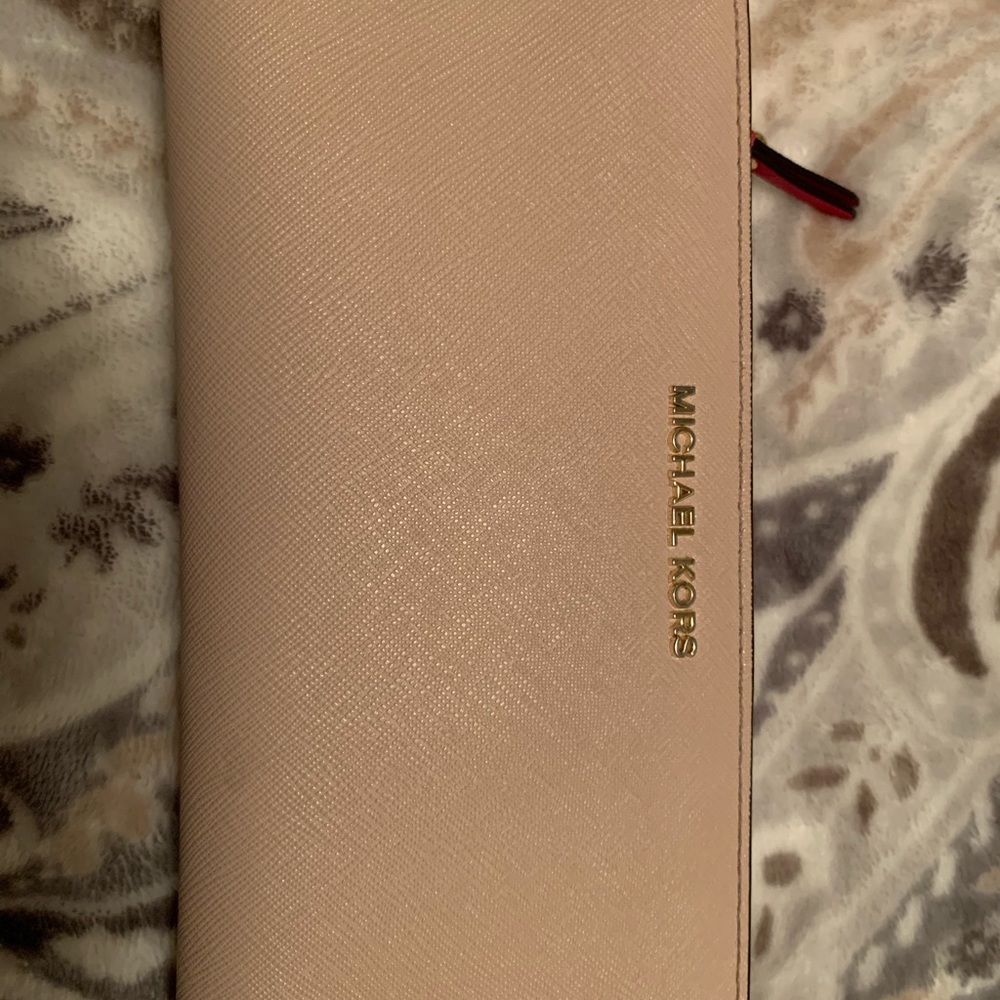 Michael Kors slim wallet